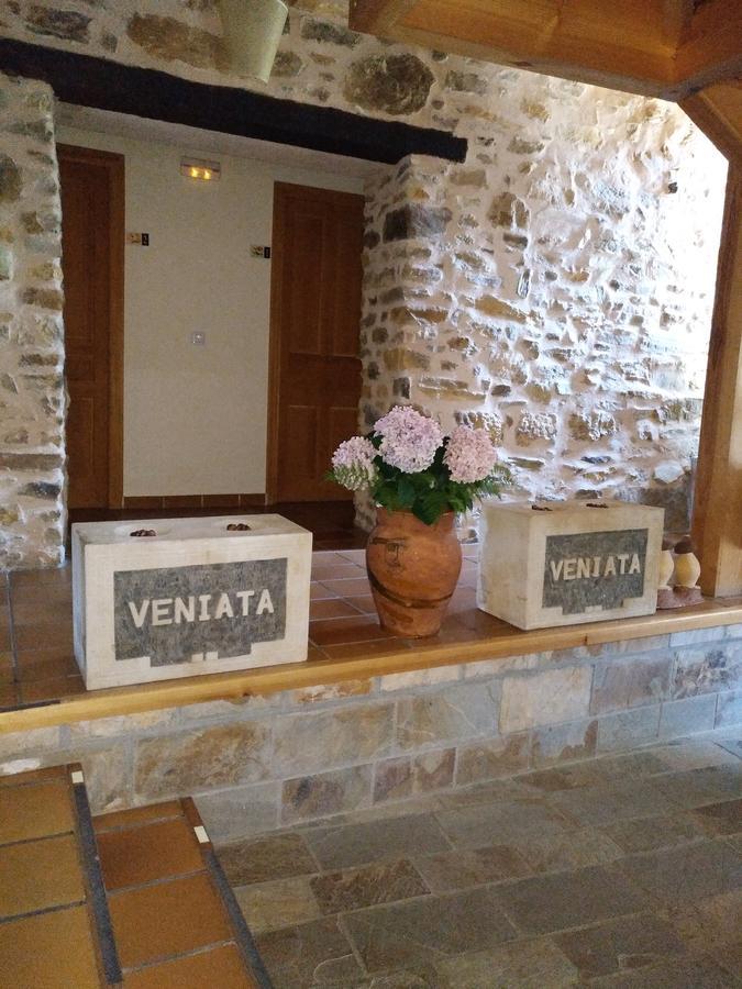 ホテル Veniata San Pedro de las Herrerías エクステリア 写真