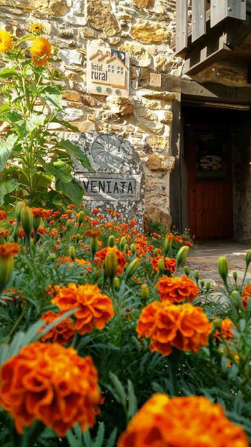 ホテル Veniata San Pedro de las Herrerías エクステリア 写真
